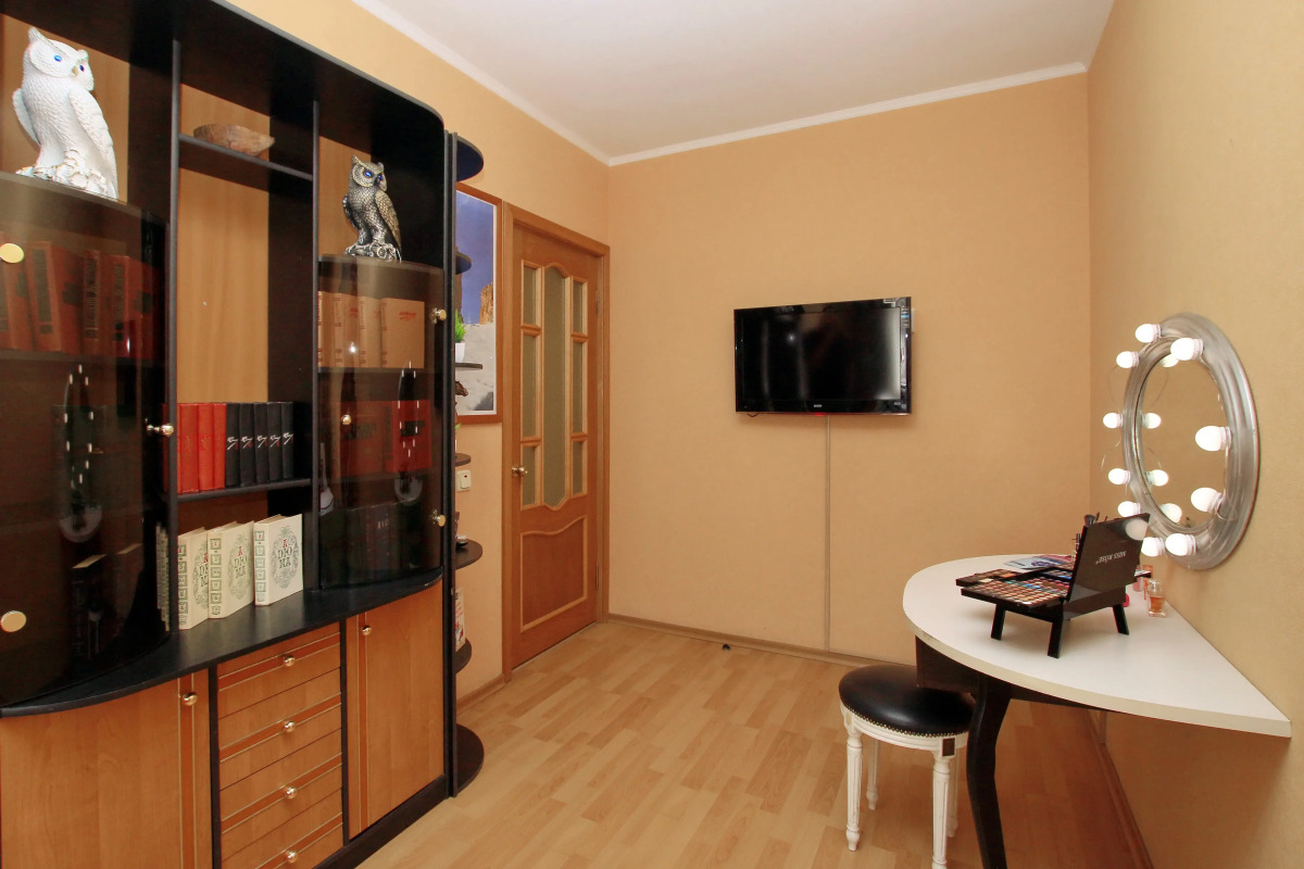 Квартира на Пушкинской набережной