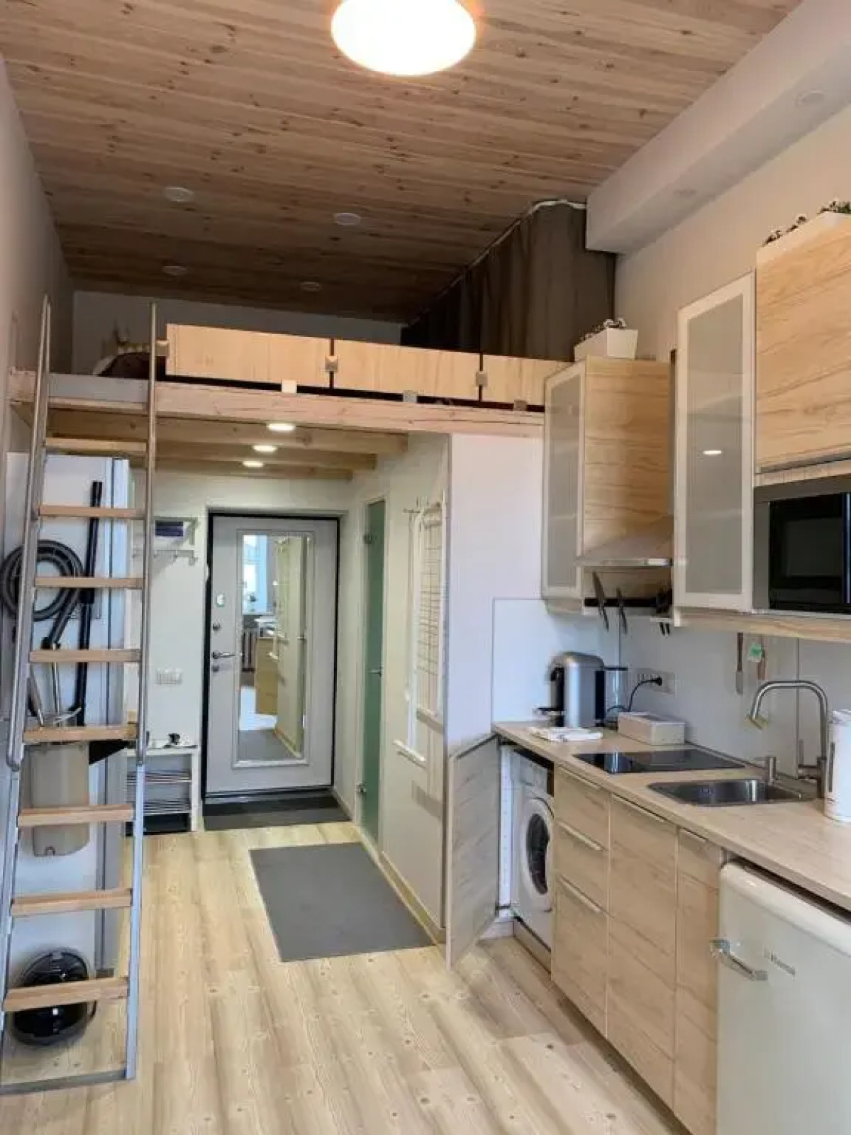 Квартира 4CORNERS