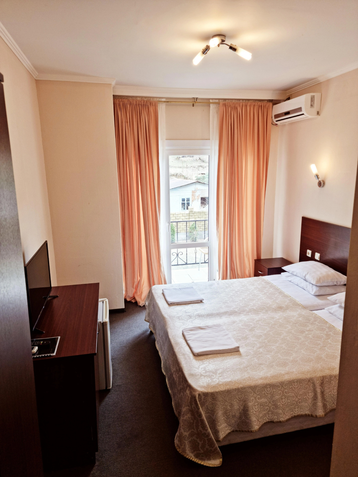 Отель Царская Аллея