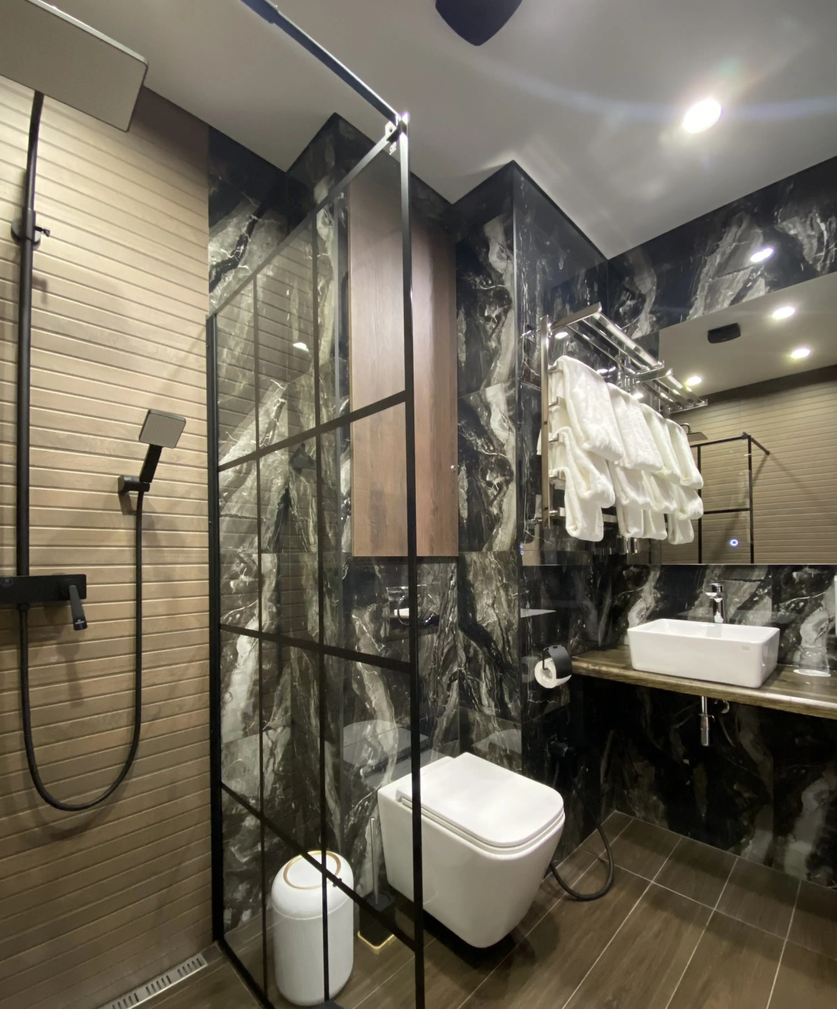 Отель Royal Status