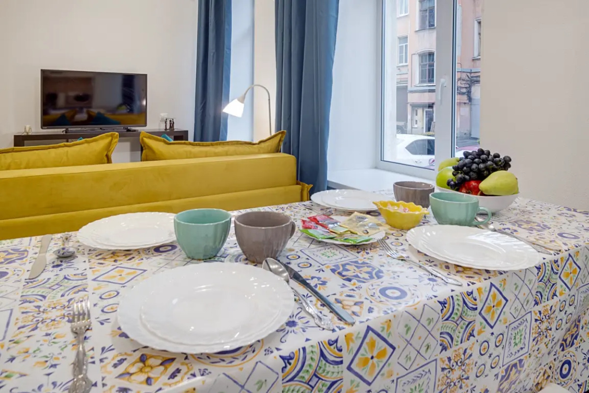 Апартаменты студия на набережной ВПитер на сутки 2