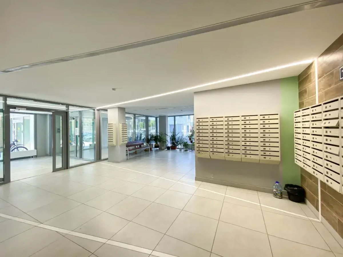 Апартаменты Cosmos Apart на Революции 54 (1)