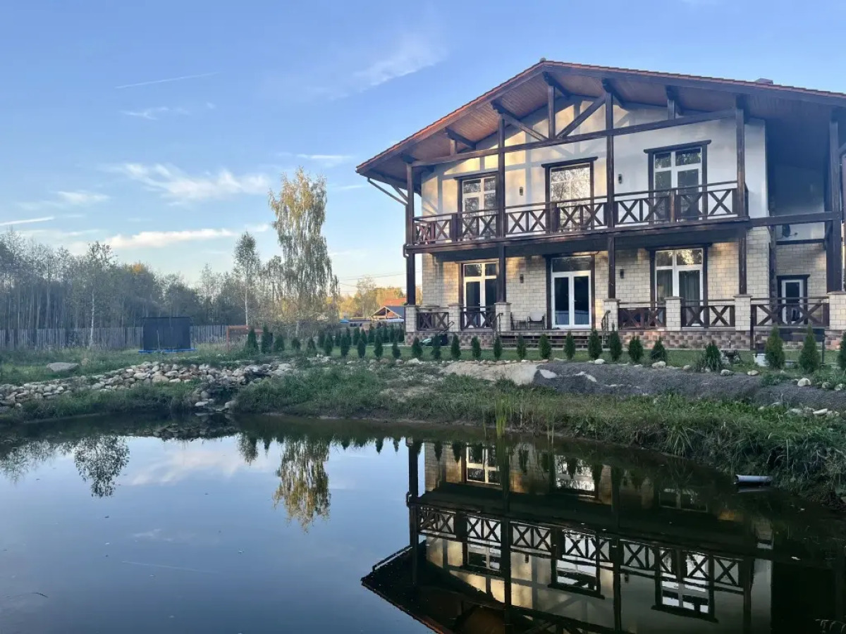 Частный дом Shagal Chalet 1