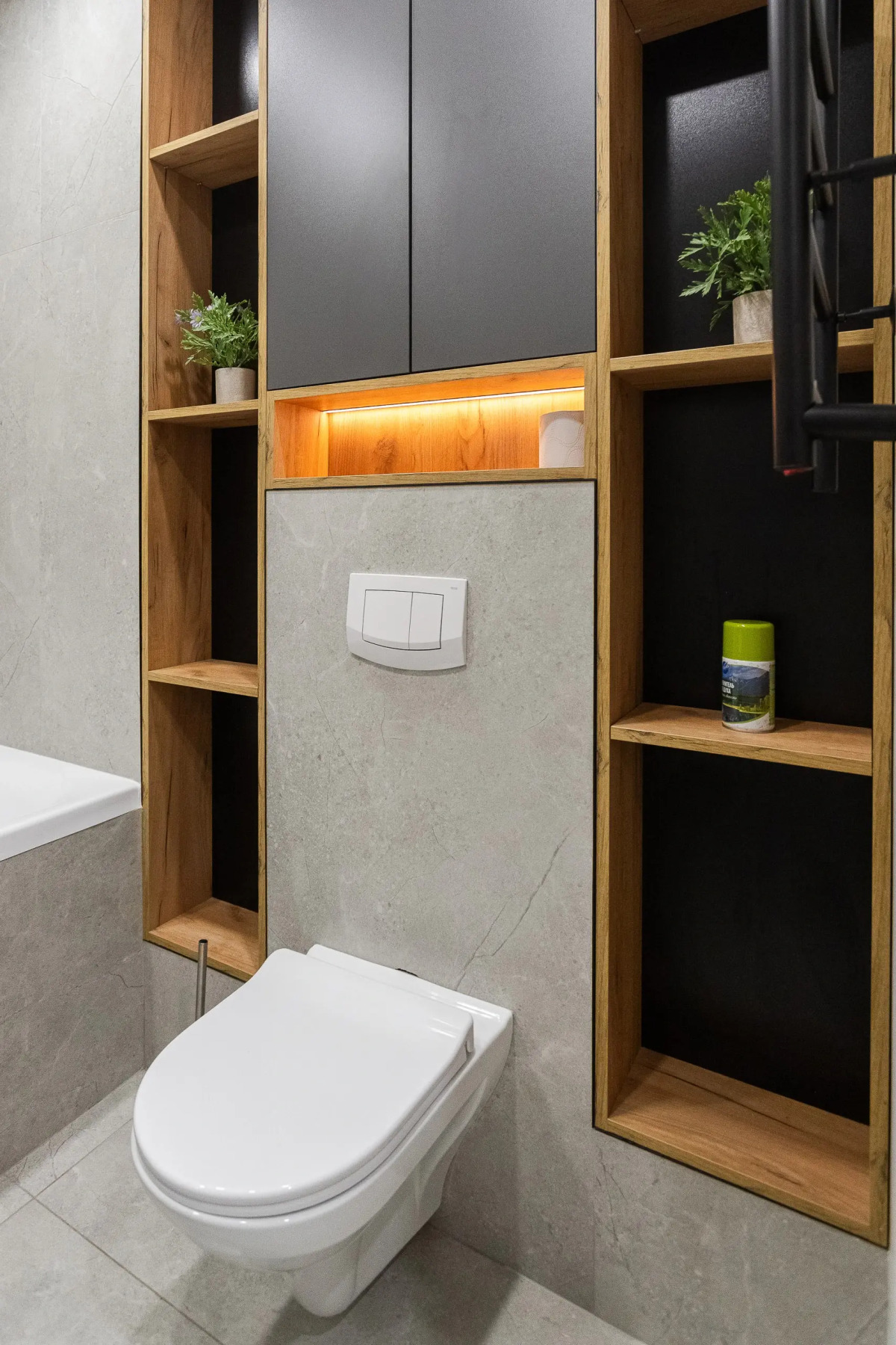 Квартира уютная трехкомнатная с двумя балконами рядом с островом Канта