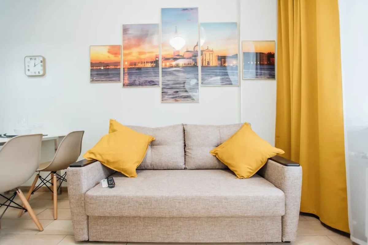 Апартаменты Однокомнатные с Отдельной спальней на Переулке Хрустальном 27 на 9 этаже