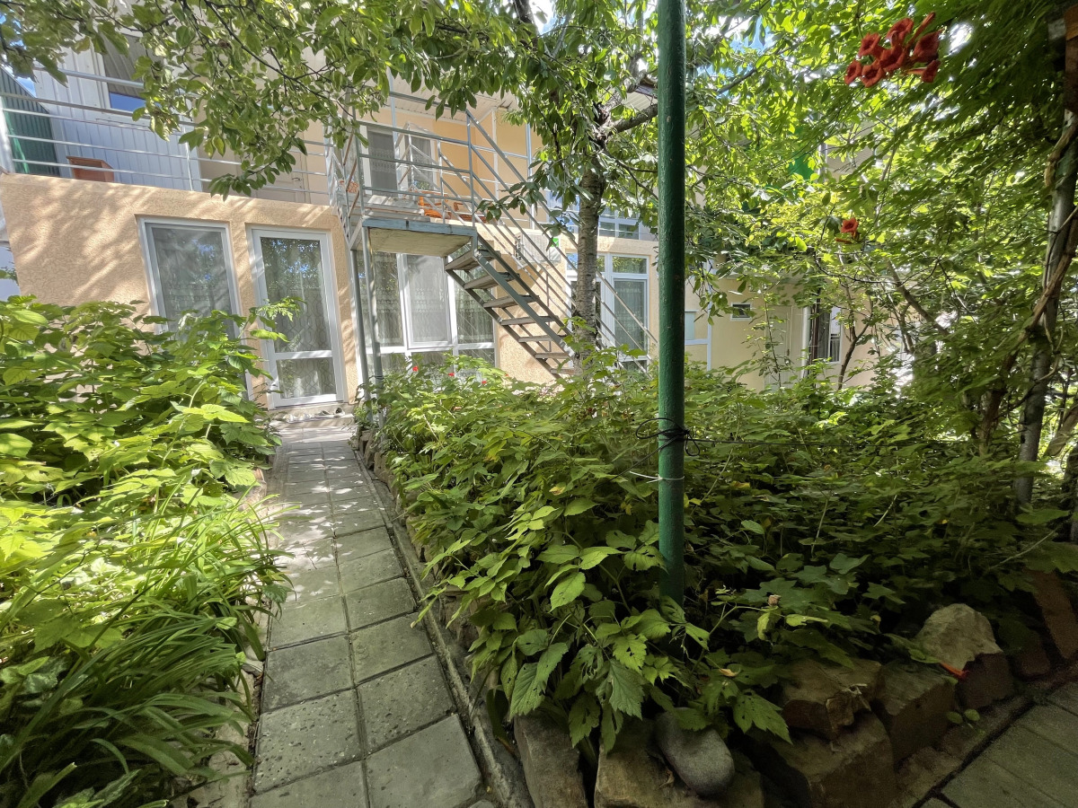 Меблированные комнаты Николь