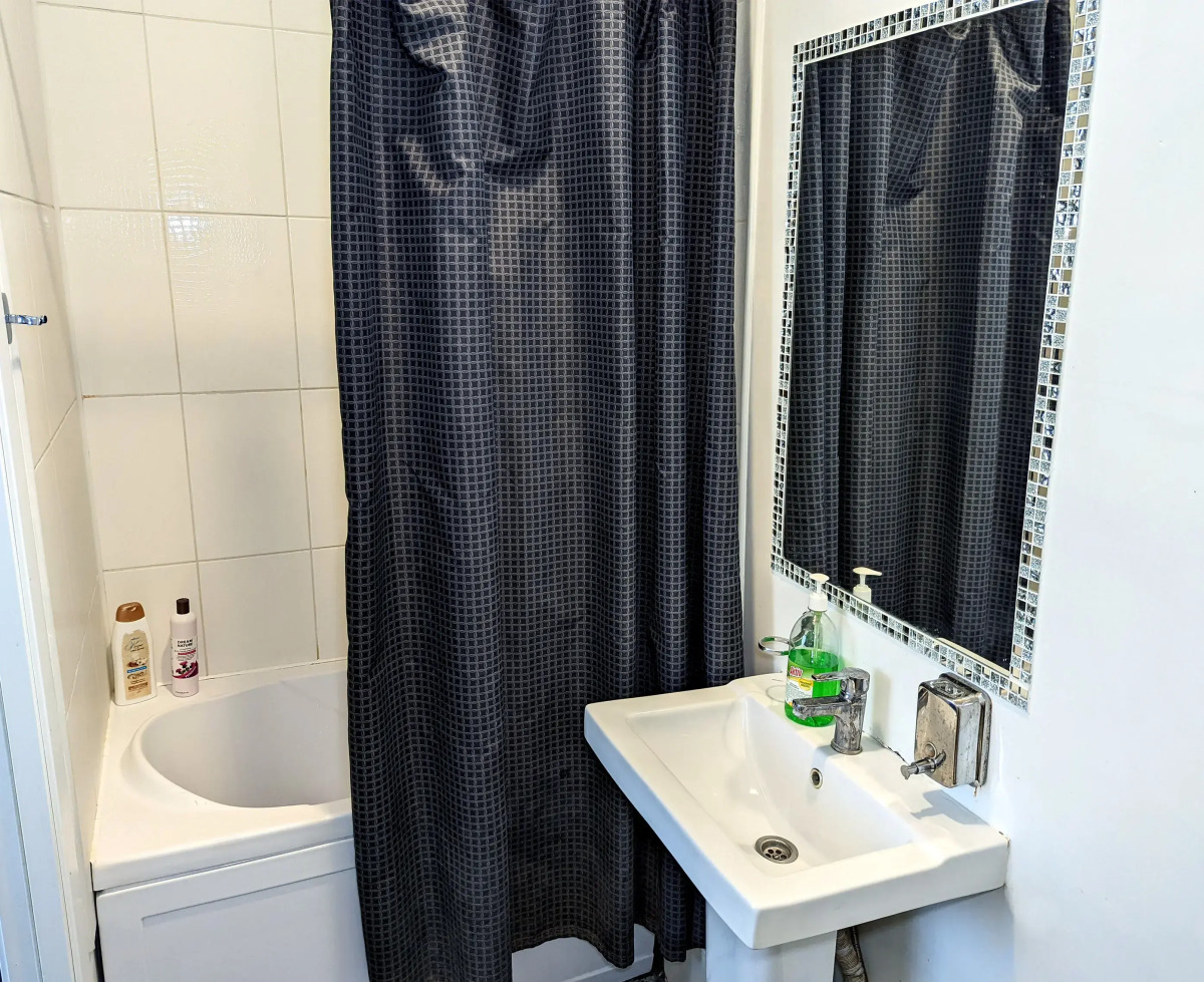 Ekodomik Lobnya (Svetlaya street)