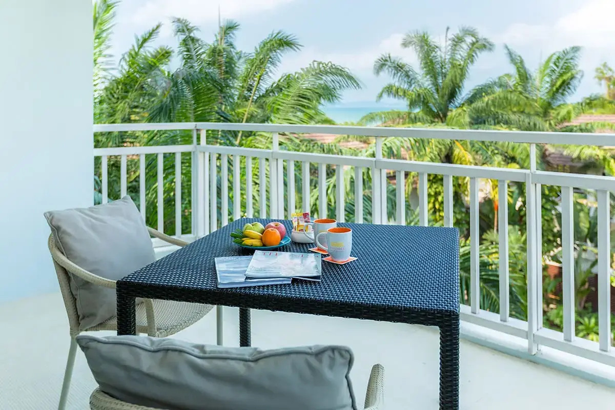 Отель Bandara On Sea