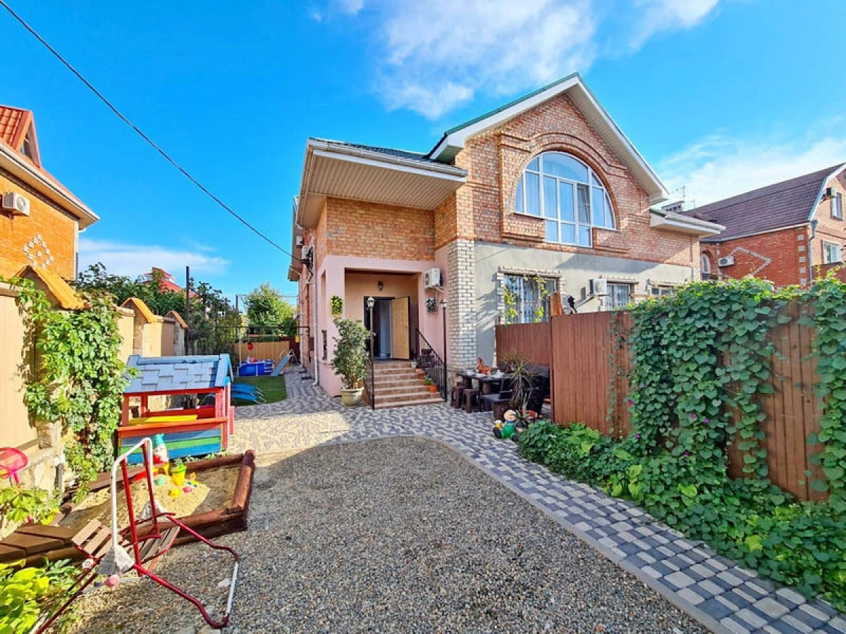 Отдельный коттедж Кубанский дворик 3