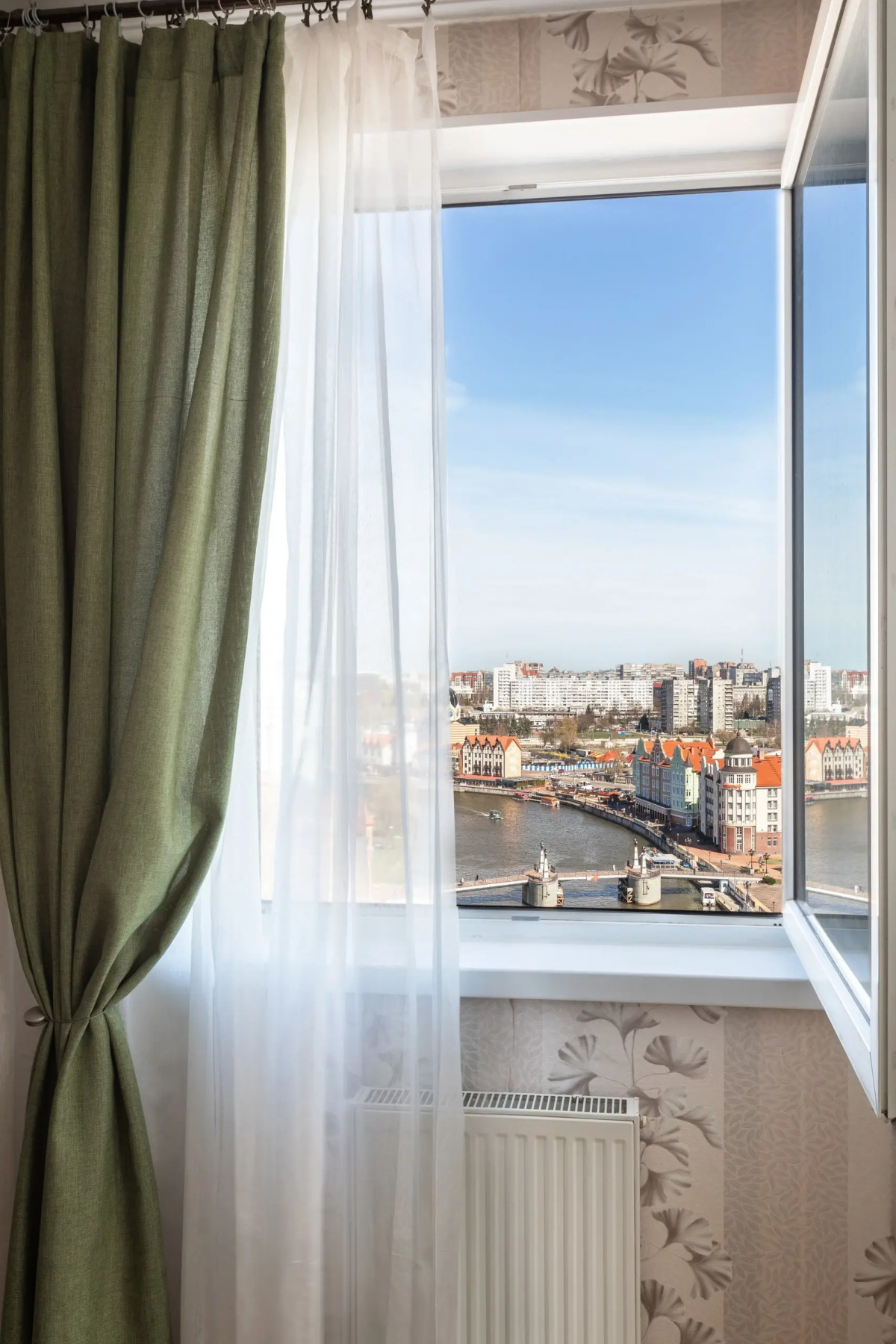 Апартаменты Эпроновская 1