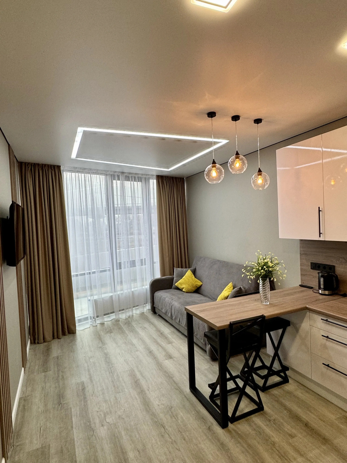 Апартаменты в Доме Бизнес-Класса Atlantis у Самого Красивого Парка Города