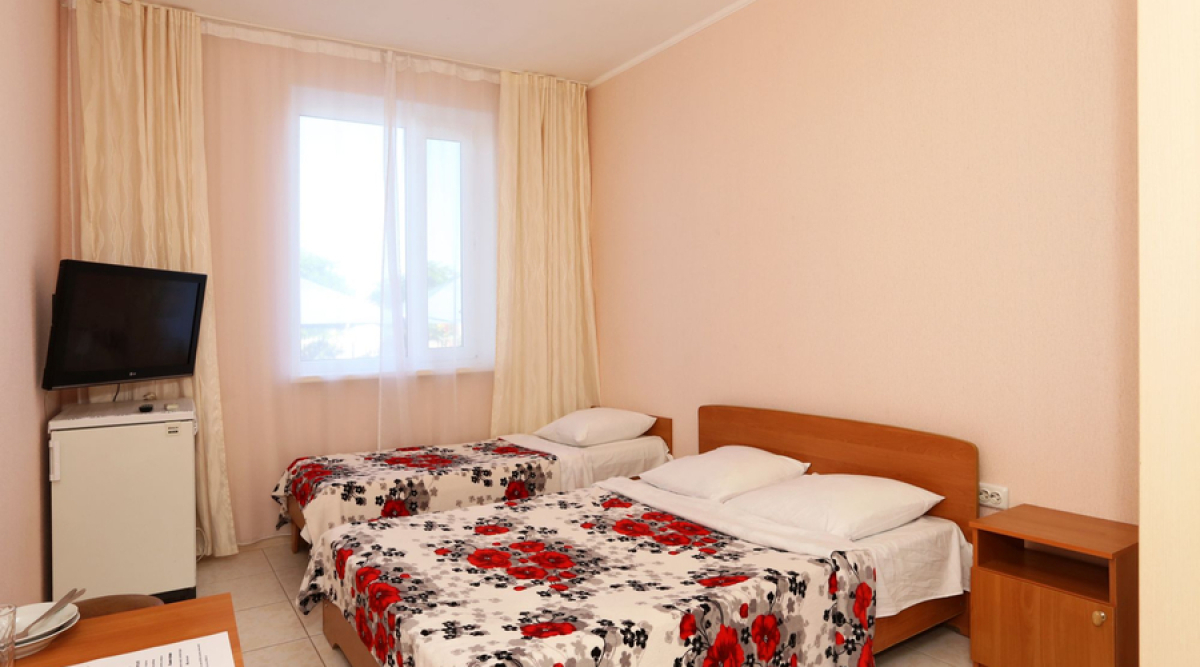 Отель Экватор