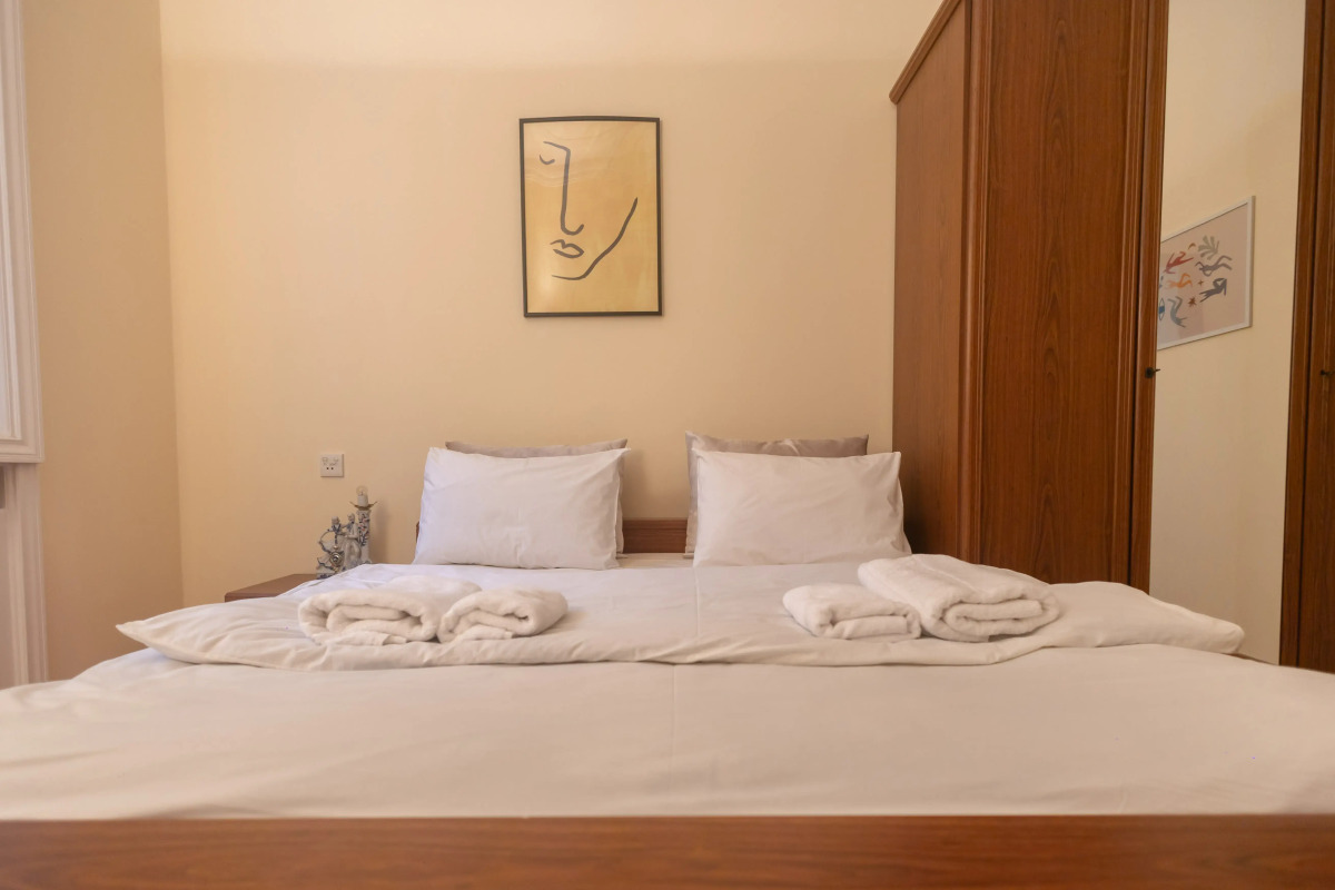 Апартаменты Односпальные с Гостиной Комнатой на Торговой (K1)