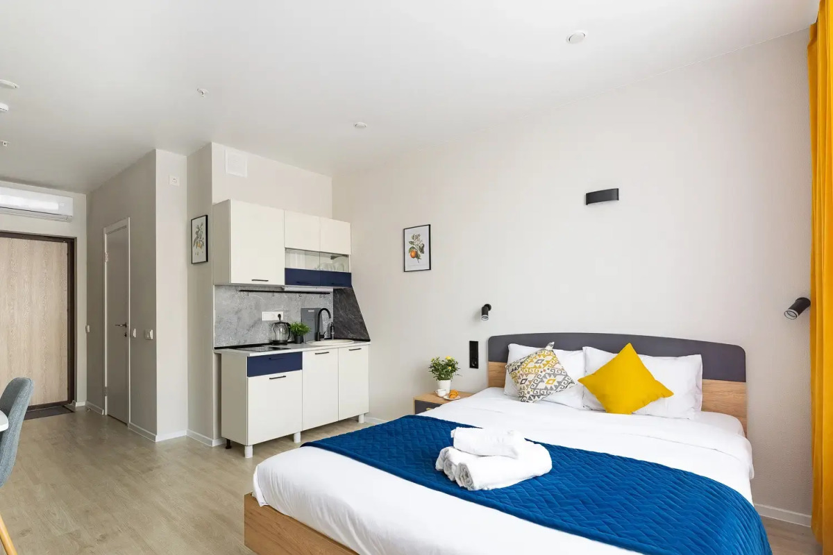 Квартира Яркая студия рядом с набережной и кондиционером