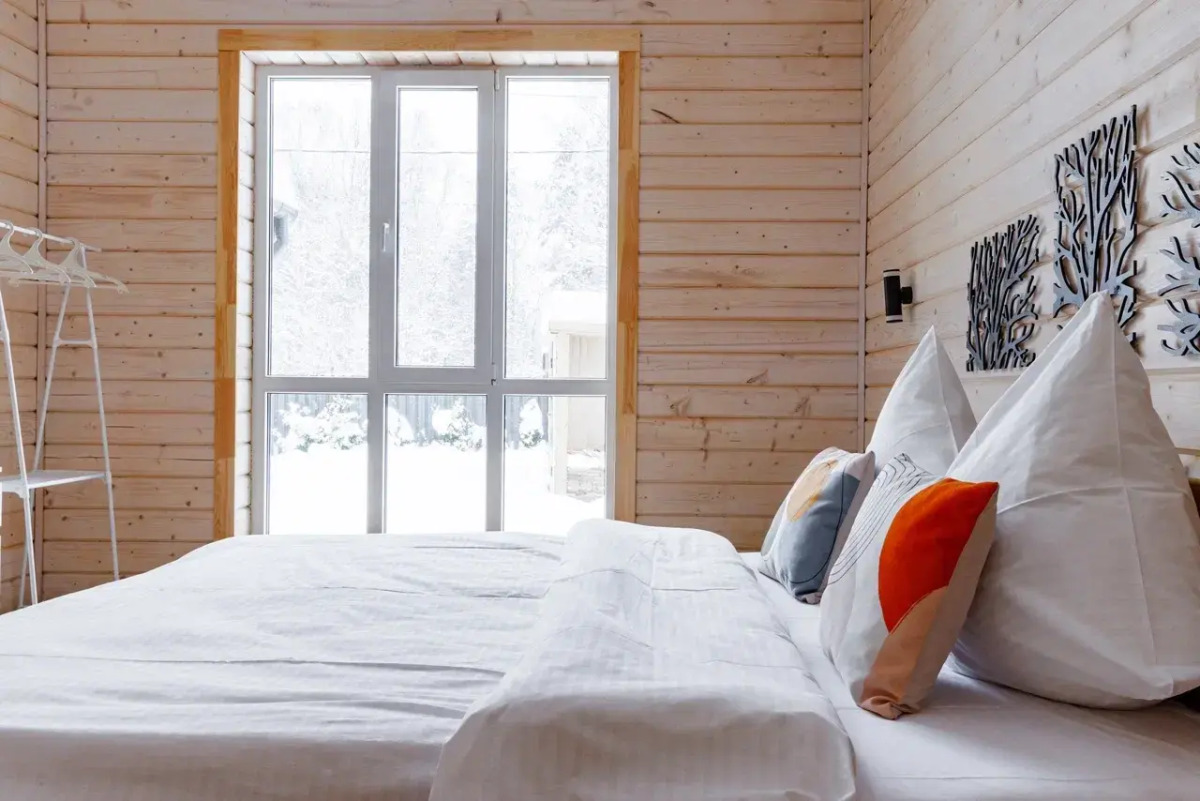 Частный дом Традиция отдыха - дом у озера c баней и купелью