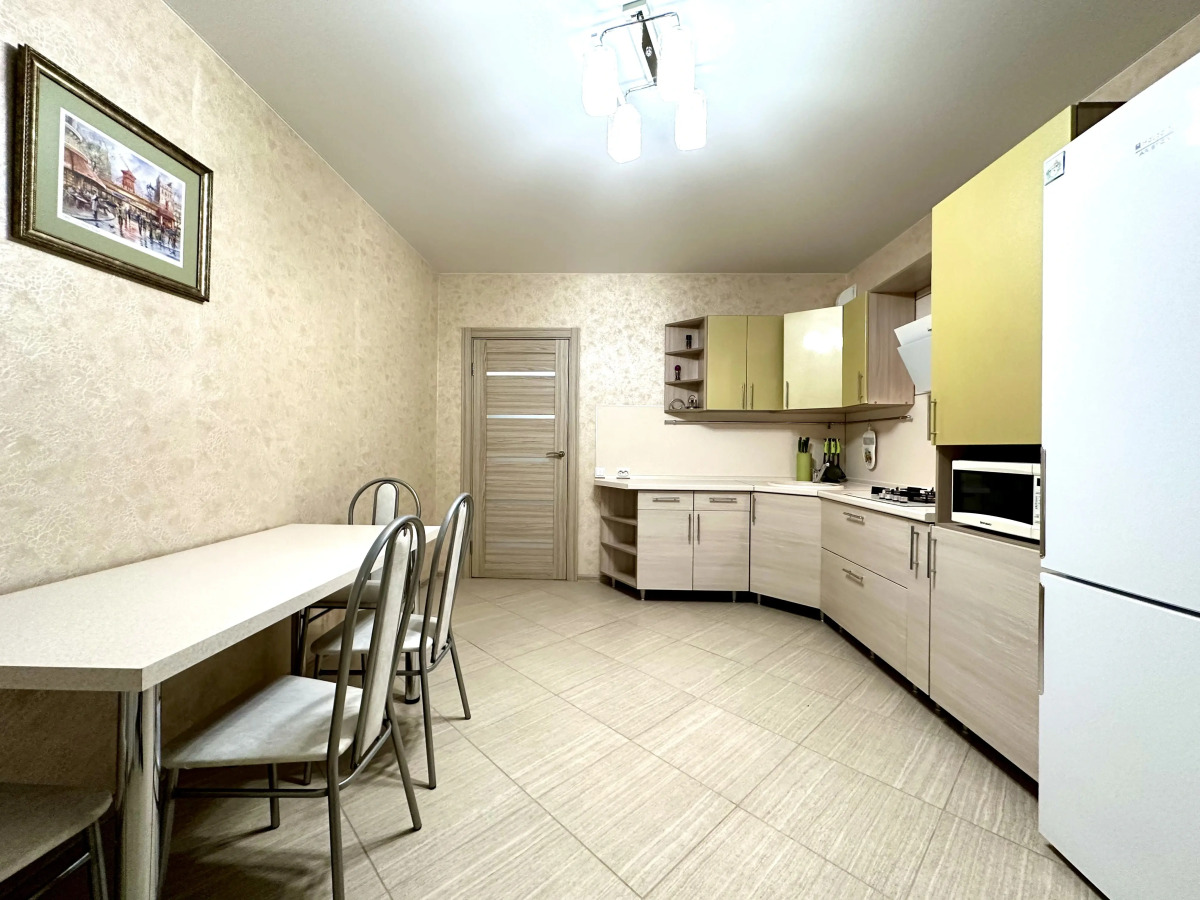 Квартира 1-комнатная Yarapartments на Володарского 52