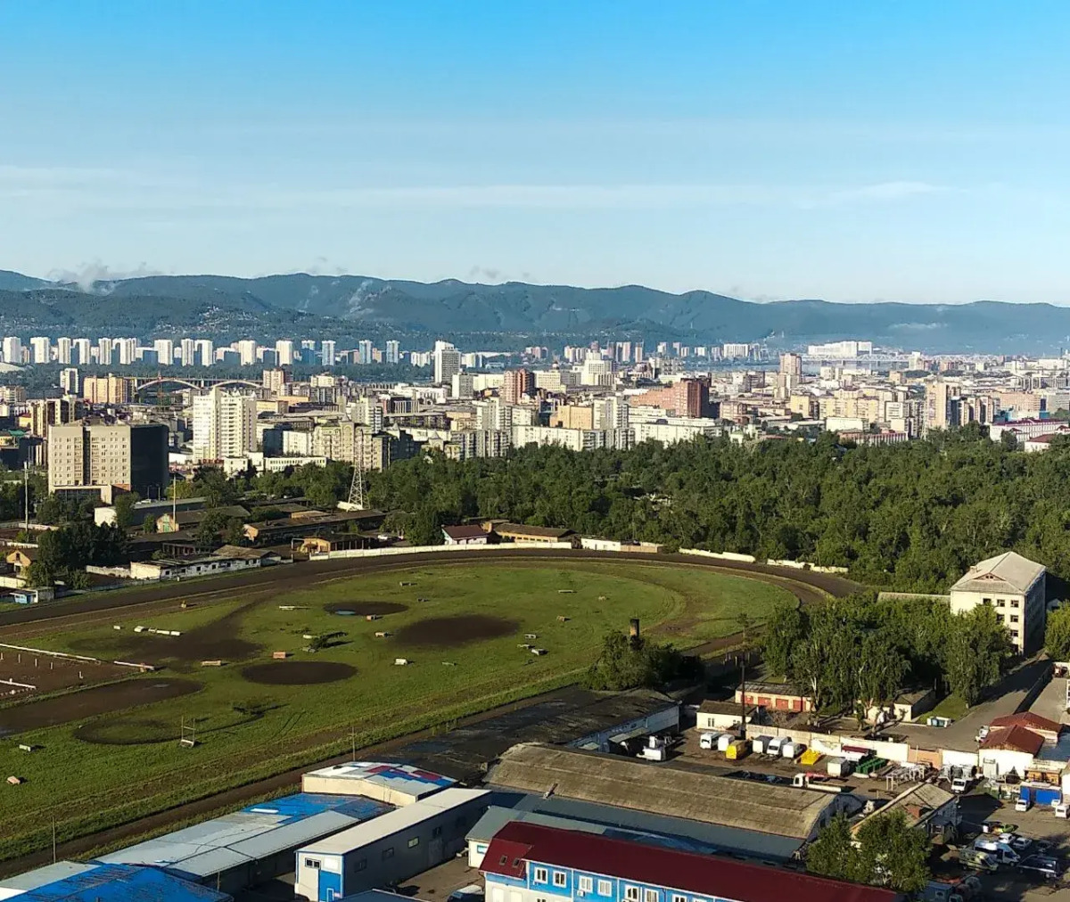 Апартаменты Home Studio Рядом с Центром Города