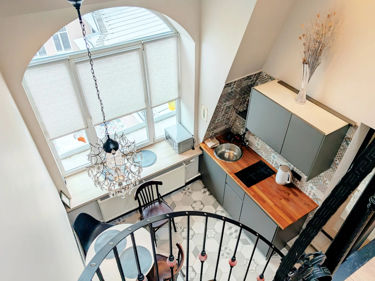 Квартира 3-комнатная с балконом в центре