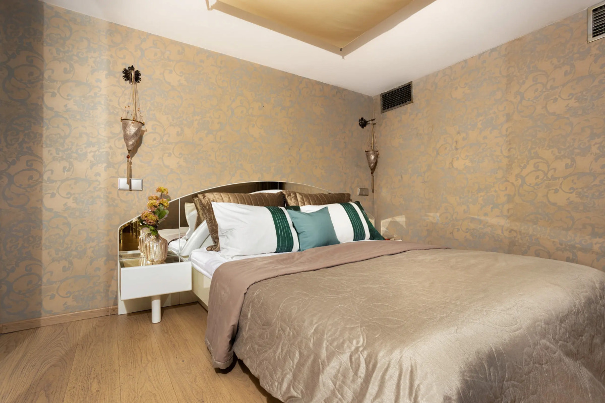 Апартаменты MyhomeYourhome на Таврической 11