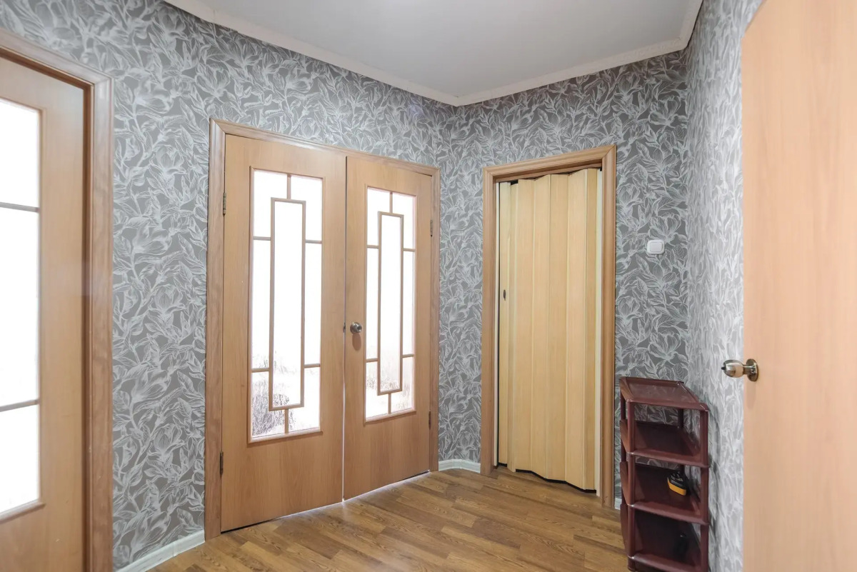 Квартира Островского 75/1