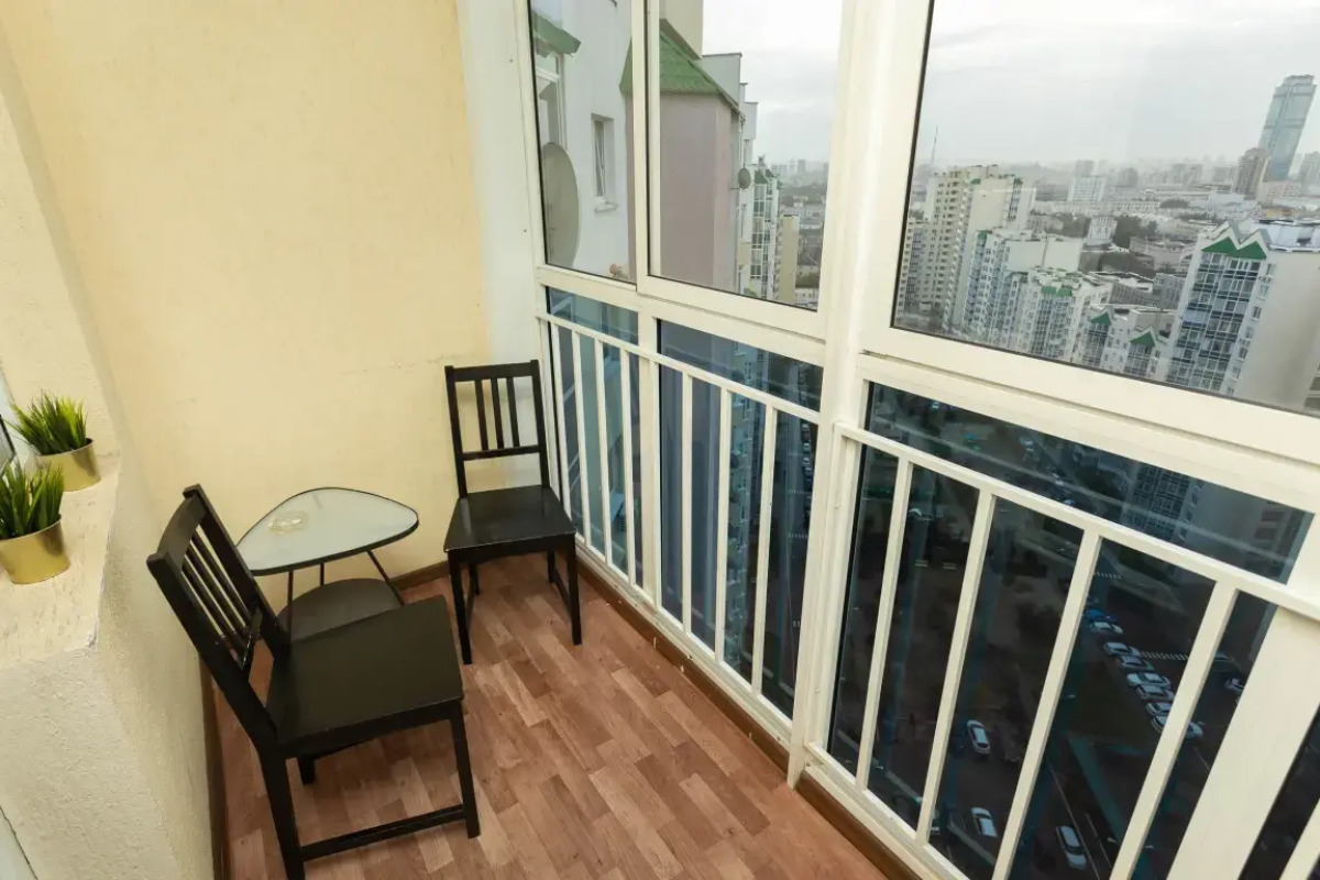 1-к апартаменты Этажидейли на Шевченко 20