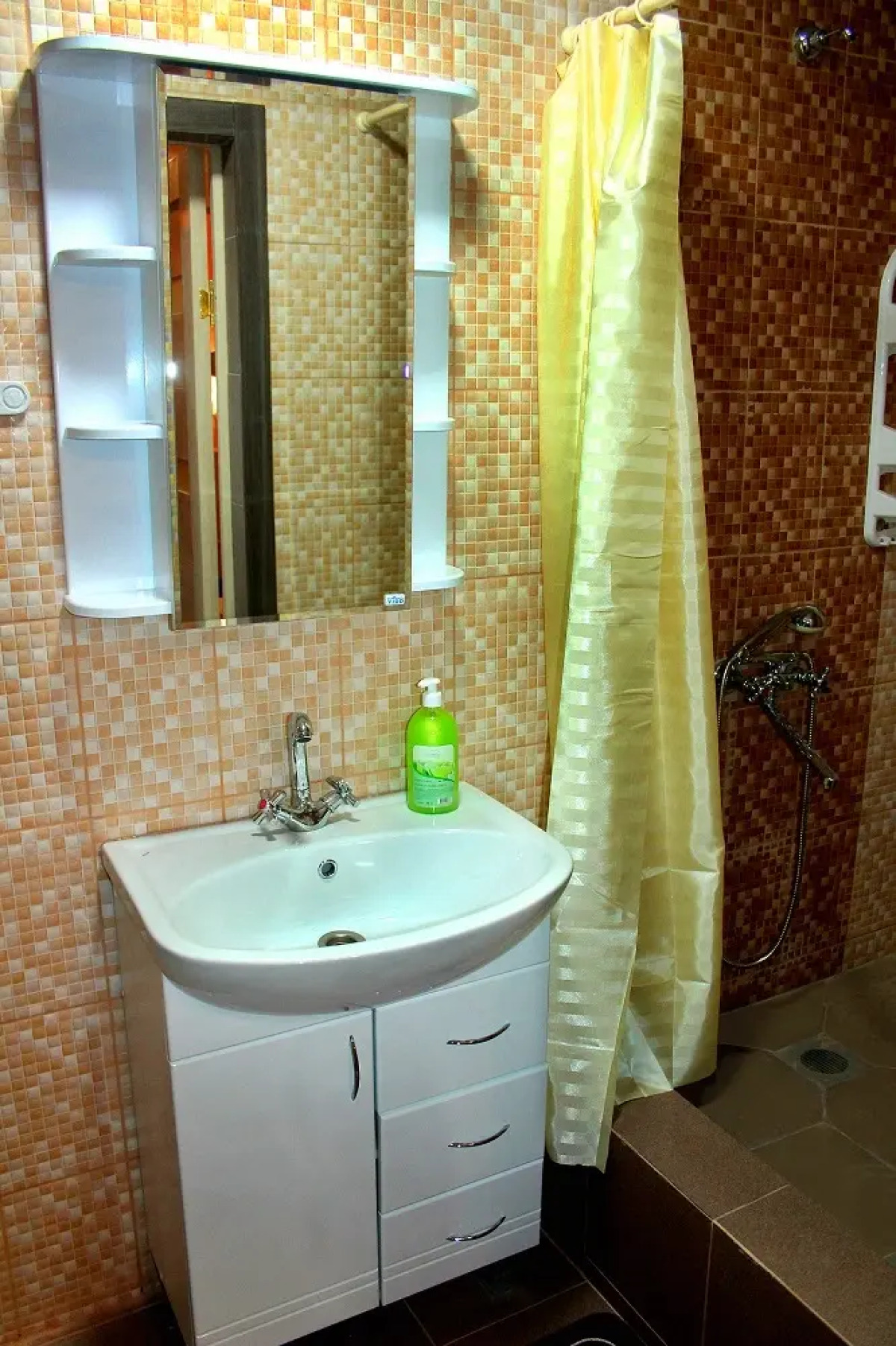 Апартаменты 1 Суточно Ростов на Черепахина