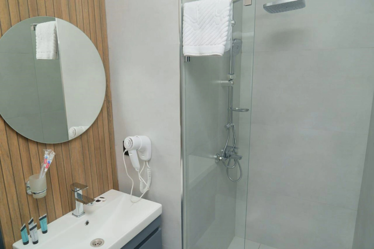 Отель Twelve Inn