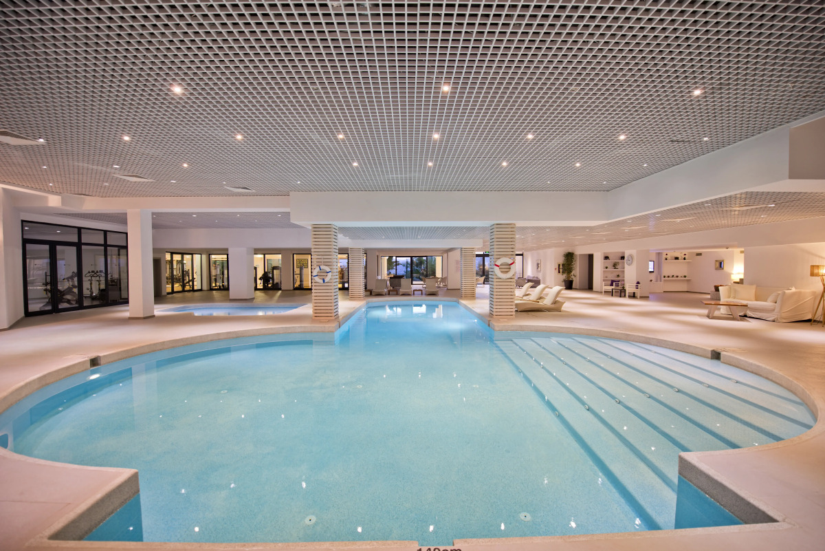 Отель Ramada Resort By Wyndham Bodrum