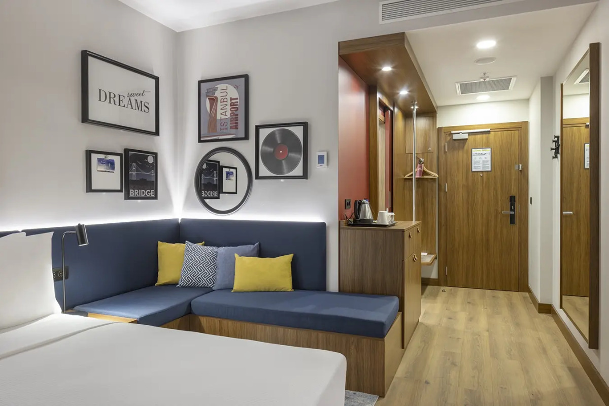 Отель Hampton by Hilton Istanbul Arnavutkoy