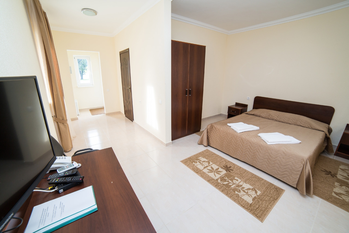 Отель Анакопия Club