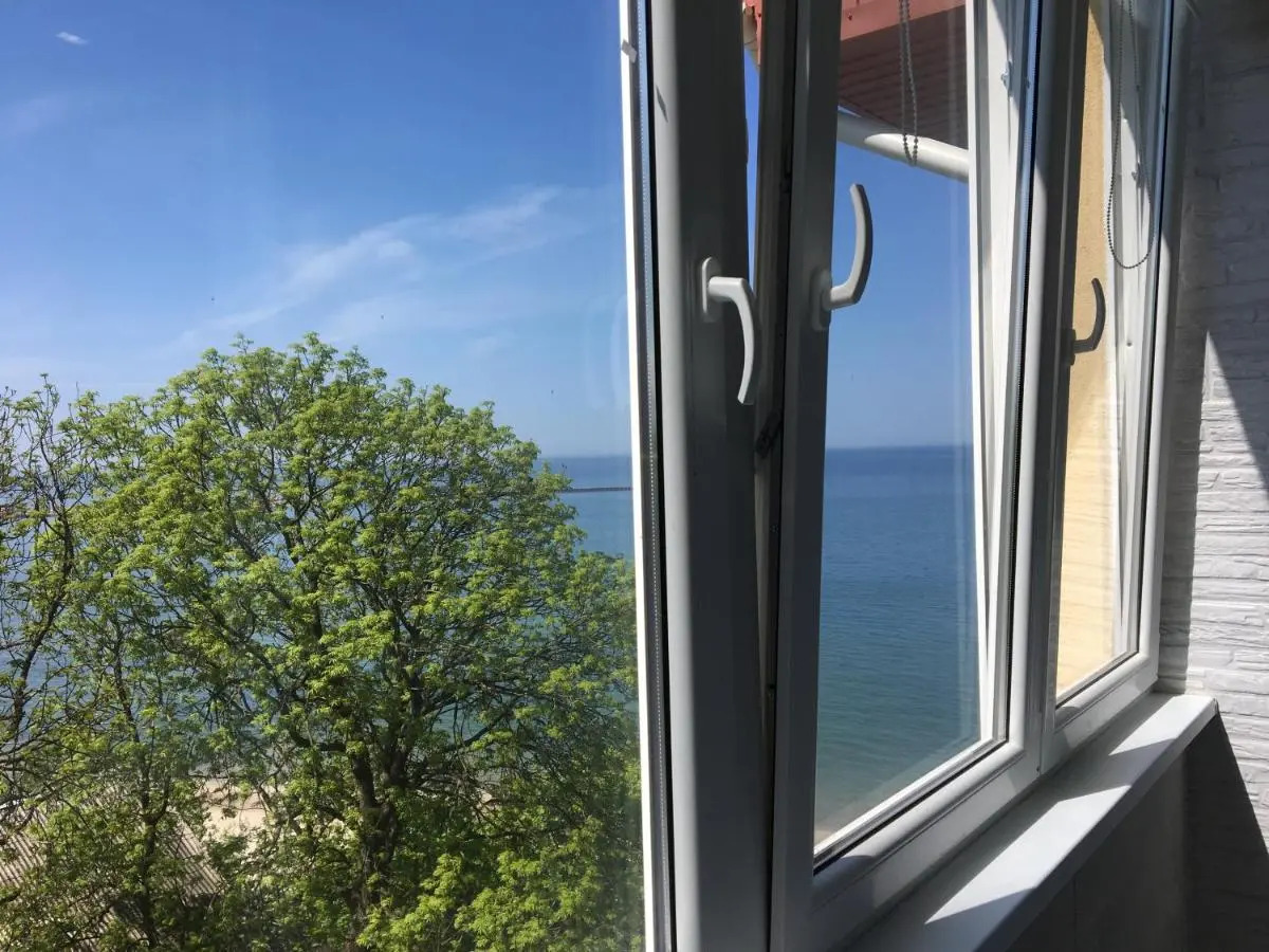 Апартаменты Apartburo с 2 спальнями и видом на море