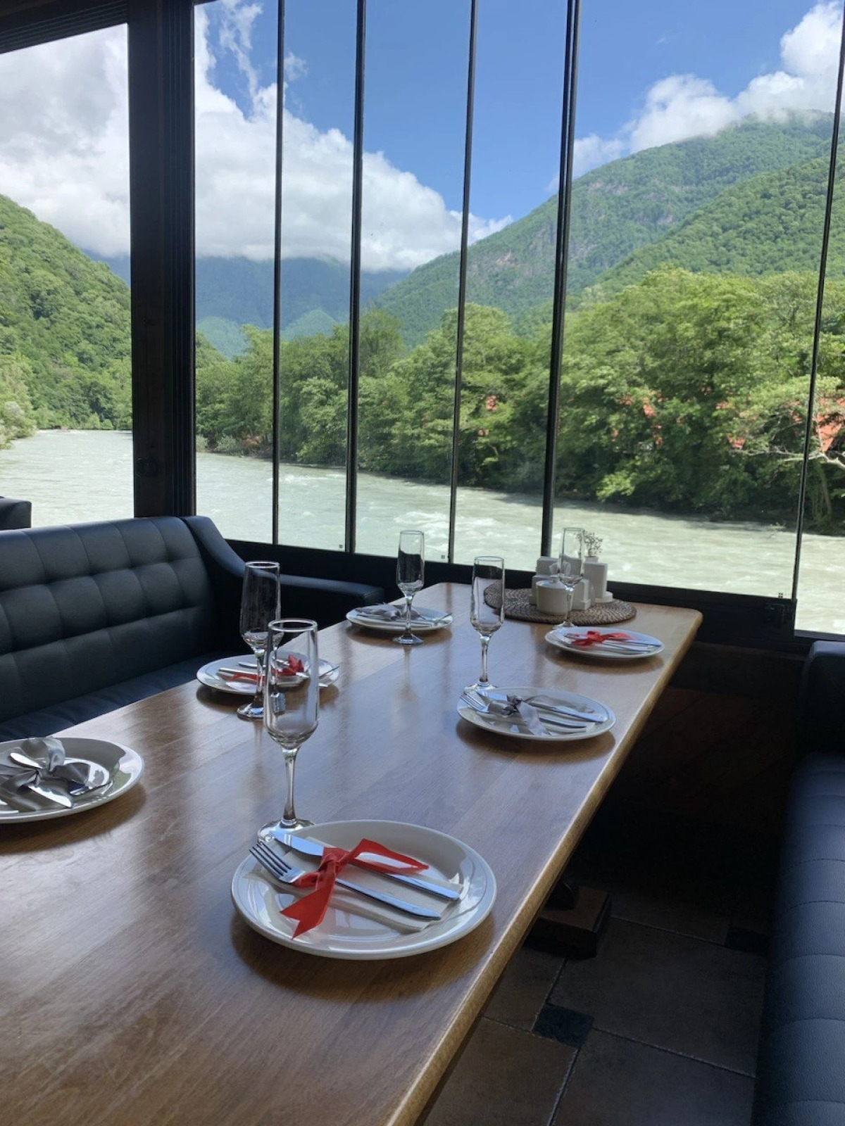 Отель Chalet Bridge Eko