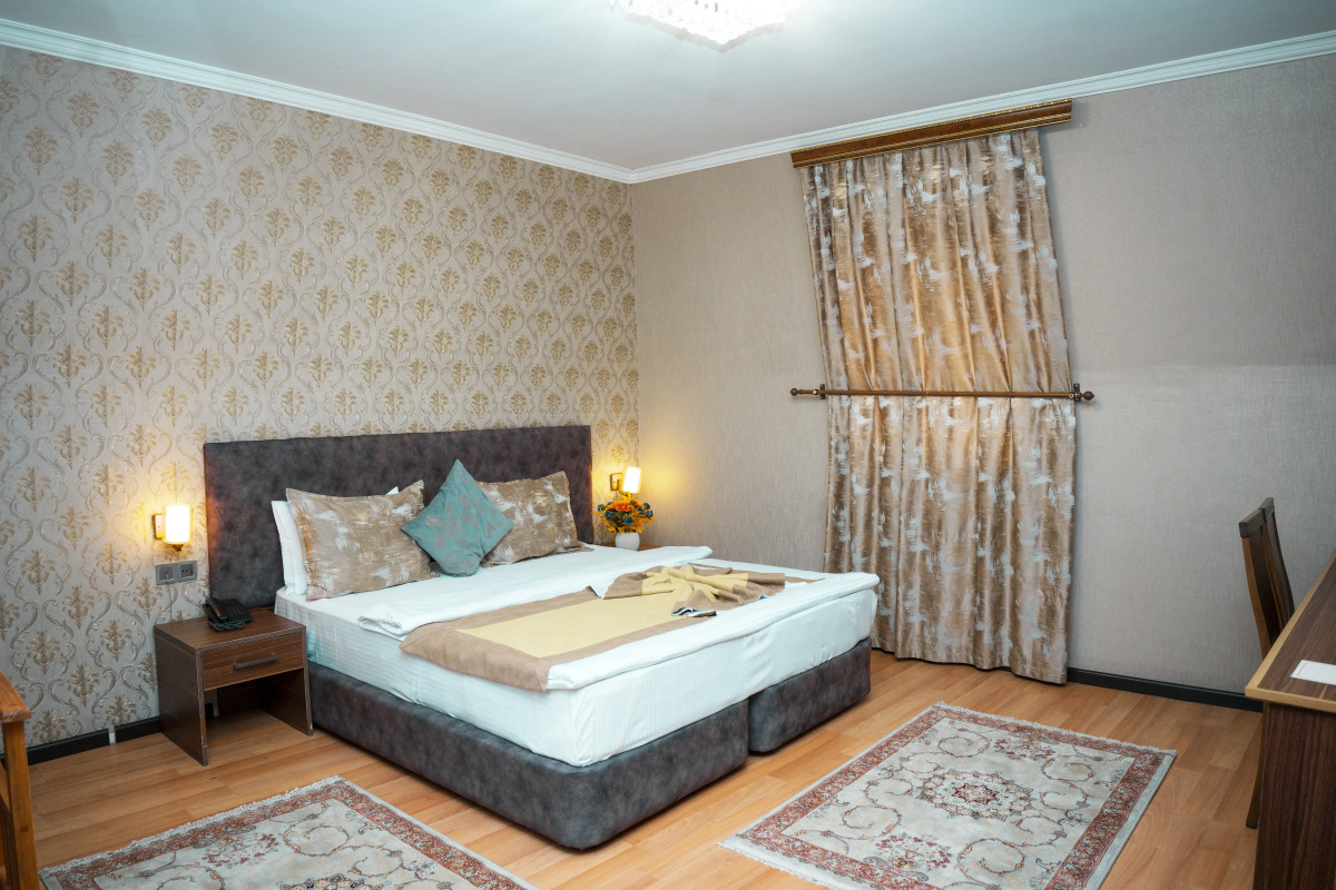 Отель  Неми