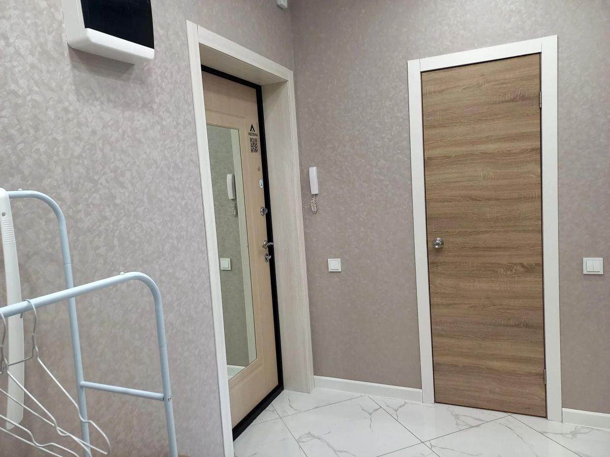 Квартира сети Неотель панорамная рядом с ВГУ, памятником Славы