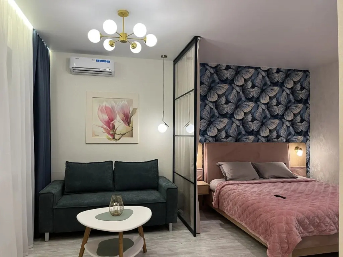 Улучшенные апартаменты Баттерфляй с камином в центре города