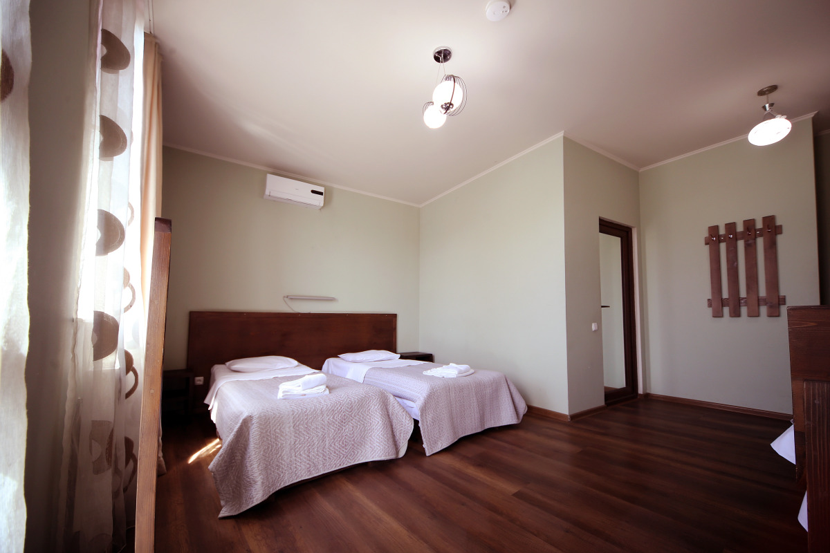 Мини-Отель Kutaisi Globus