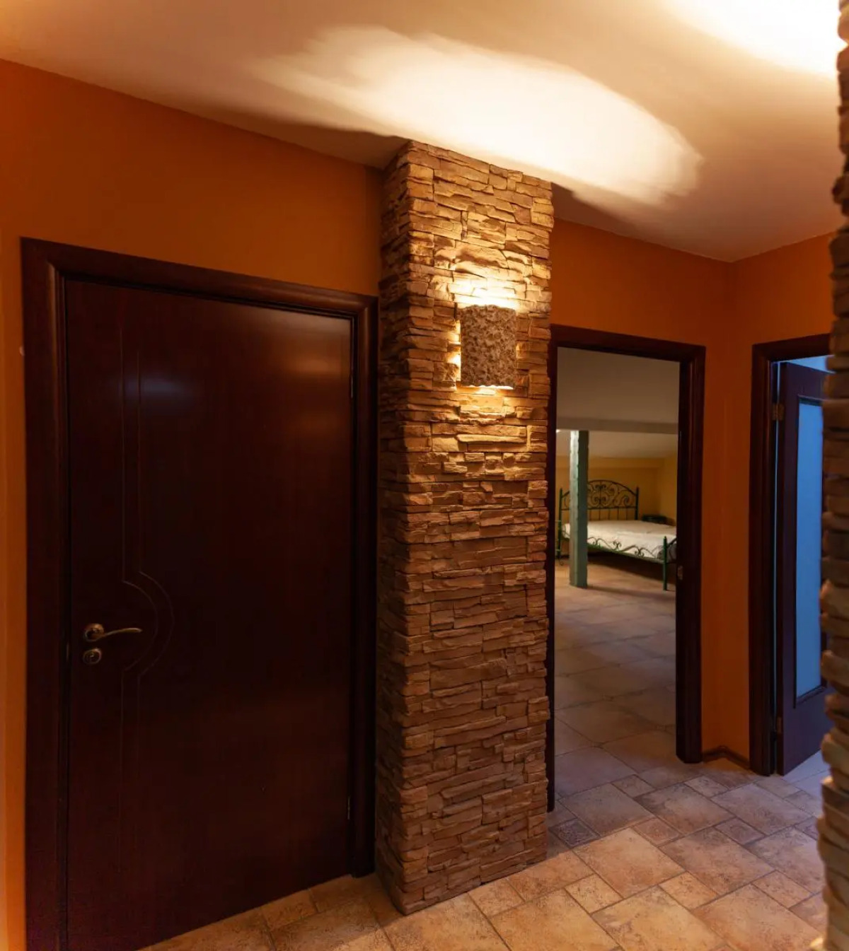 Апартаменты двухкомнатные Энгельса 73