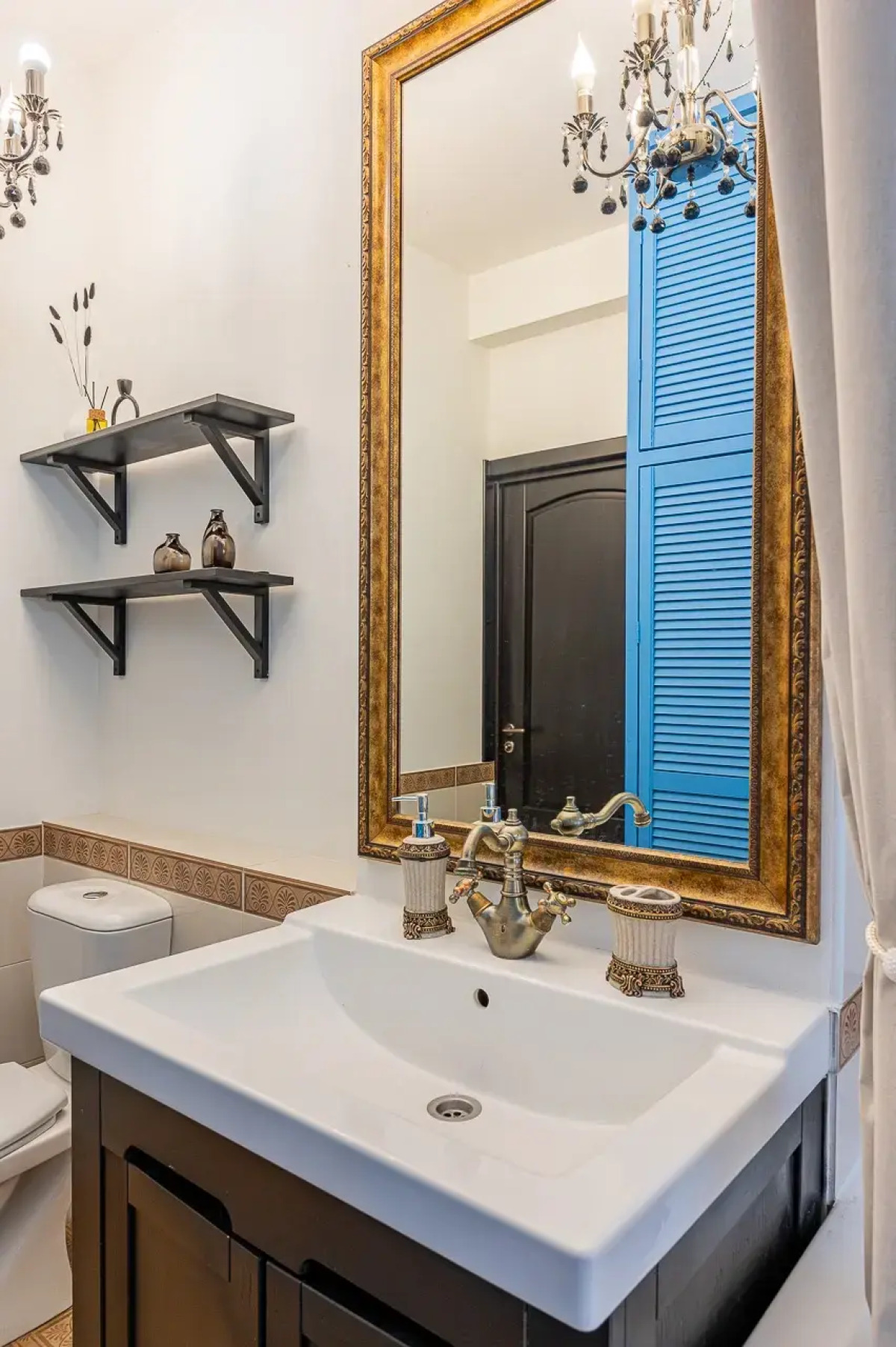 Апартаменты на Сакко и Ванцетти 58