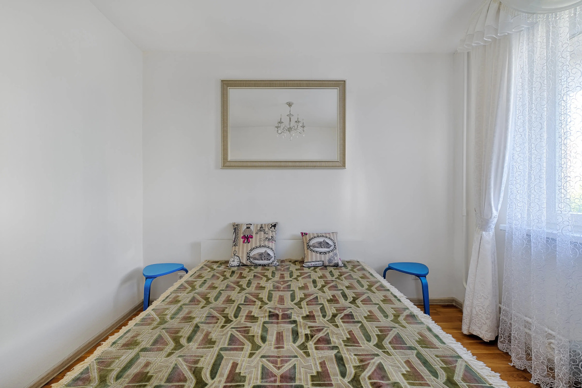 Апартаменты Изюмская недалеко от метро