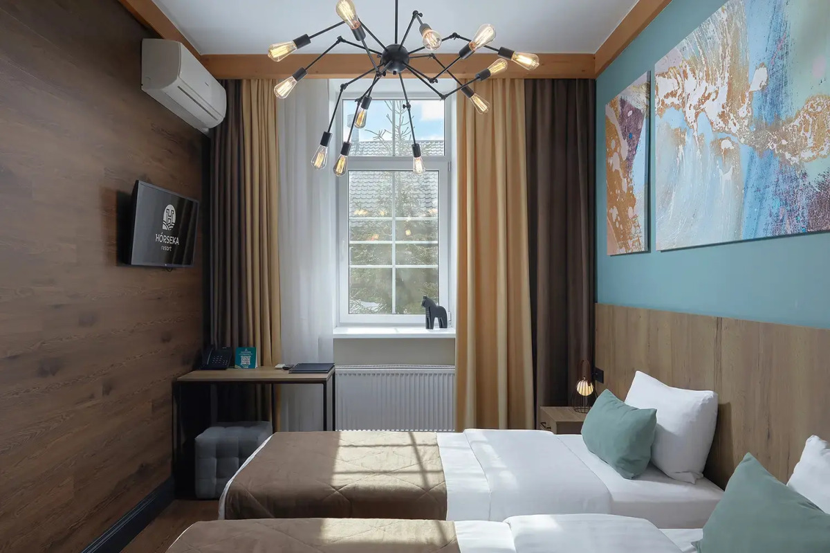 Отель Хорсека Резорт