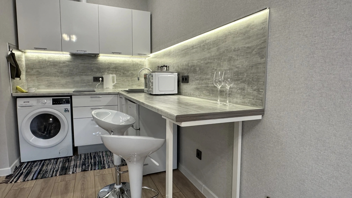 Квартира жёлтая Беличенко 92к4