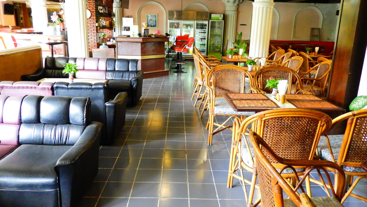 Отель Romeo Palace