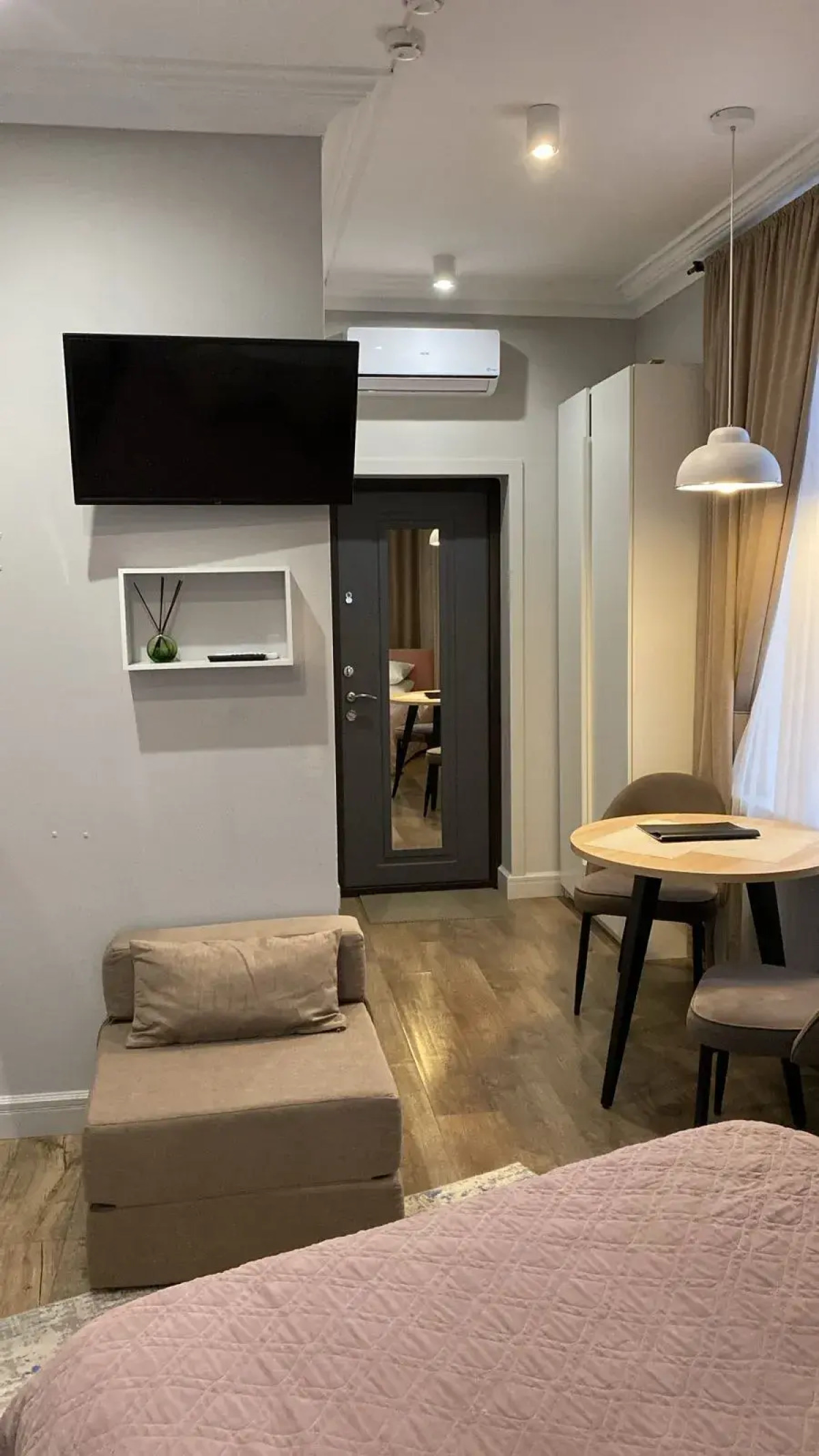 Апартаменты Комфортабельные у метро Окружная 2