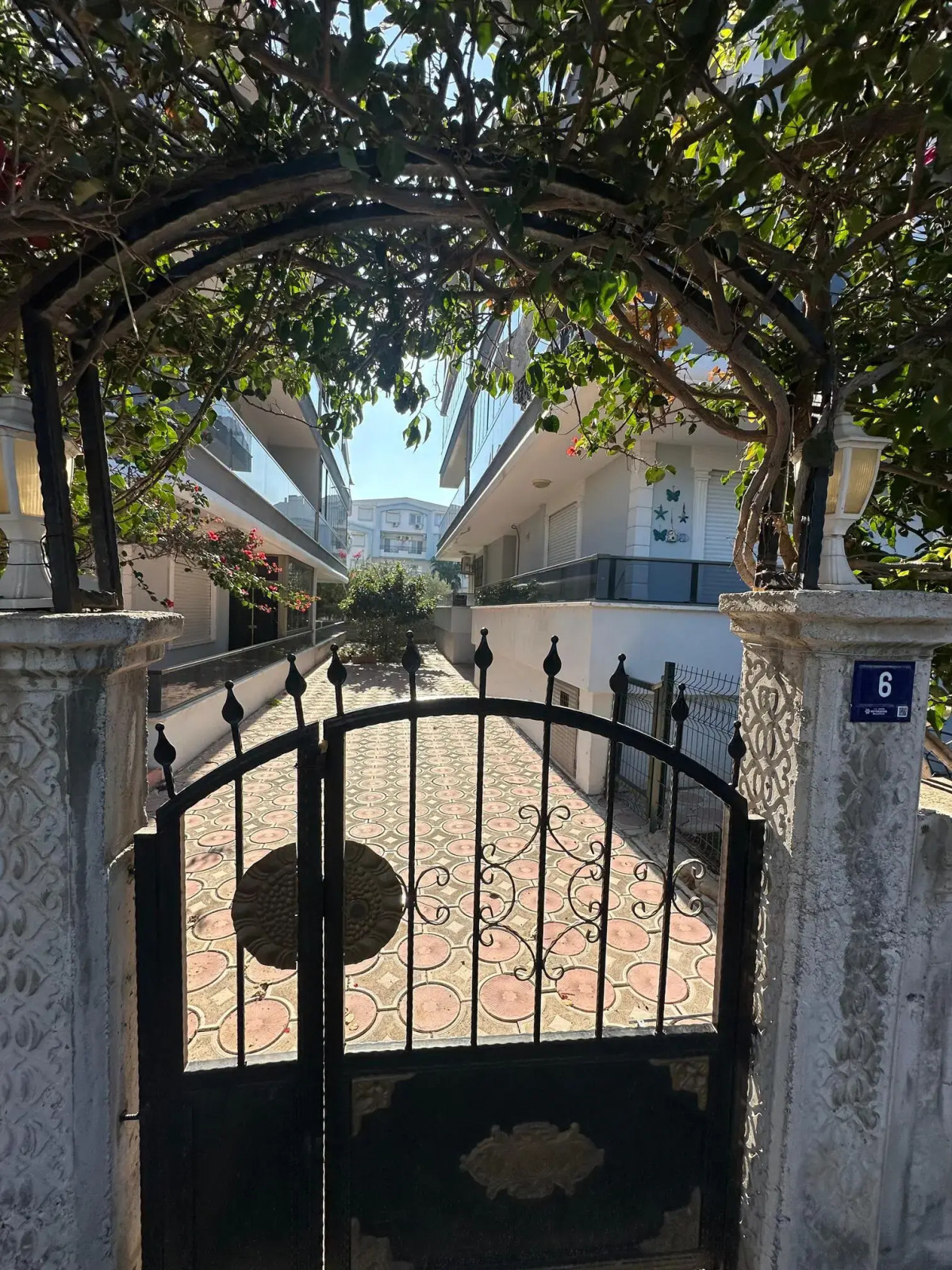 Апартаменты Mavi Restaurant & Apartments 1