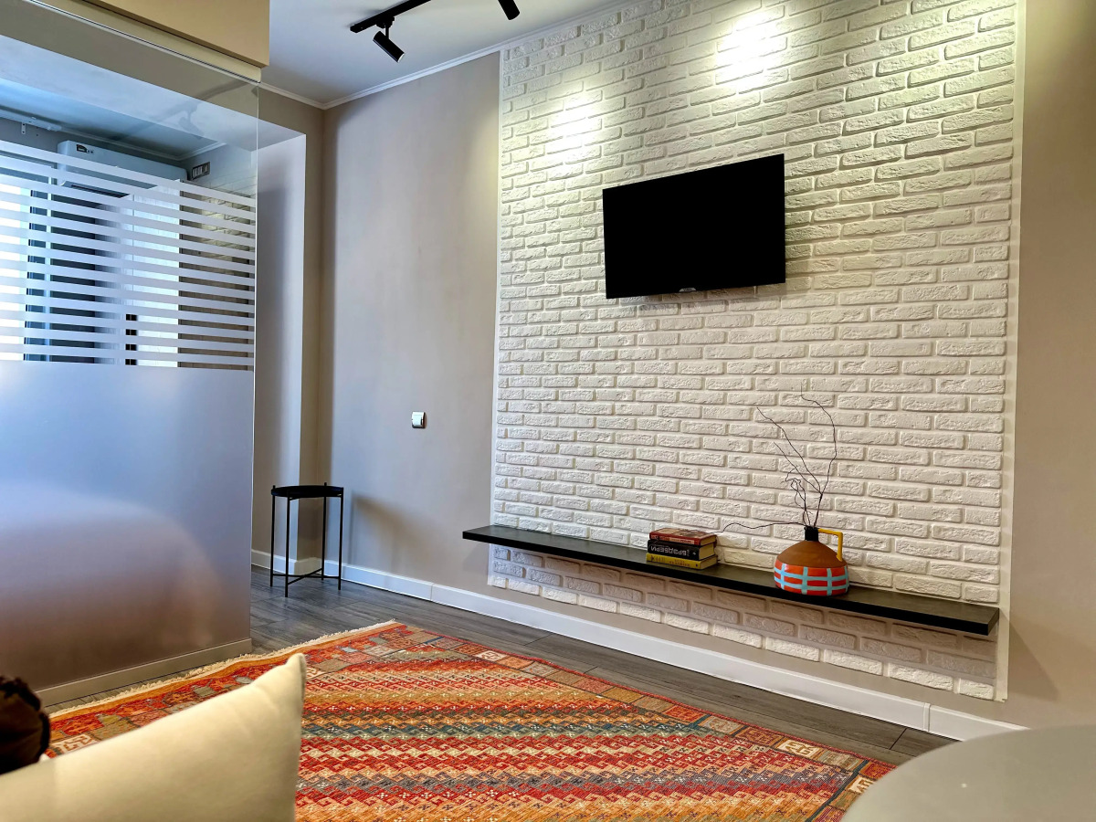 Апартаменты Яркая студия Моно с Видом на Коктобе