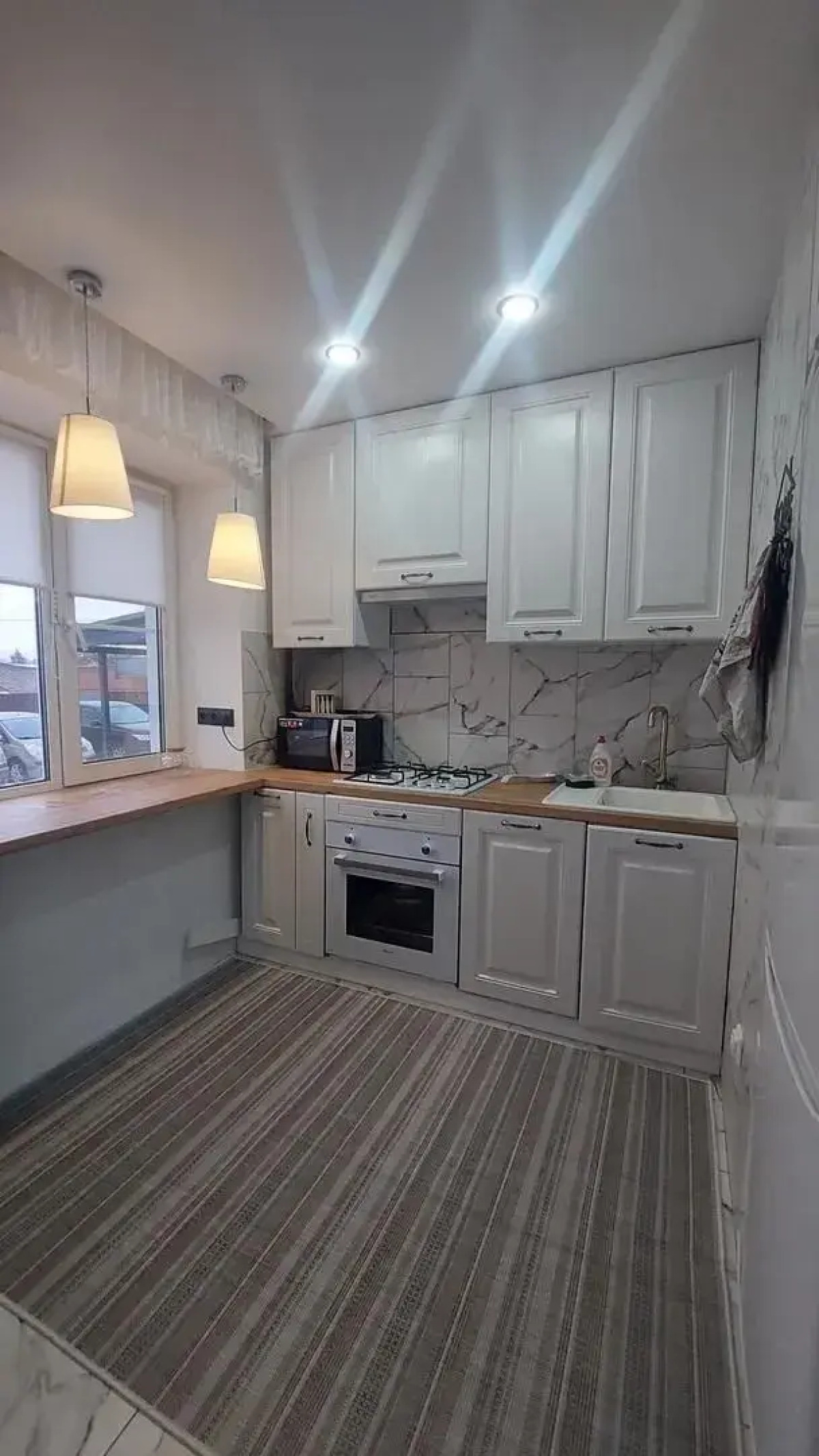 Квартира Трехкомнатная рядом с Кремлем