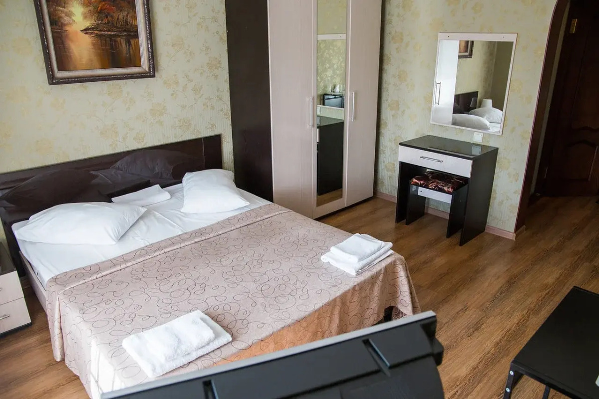 Александровский