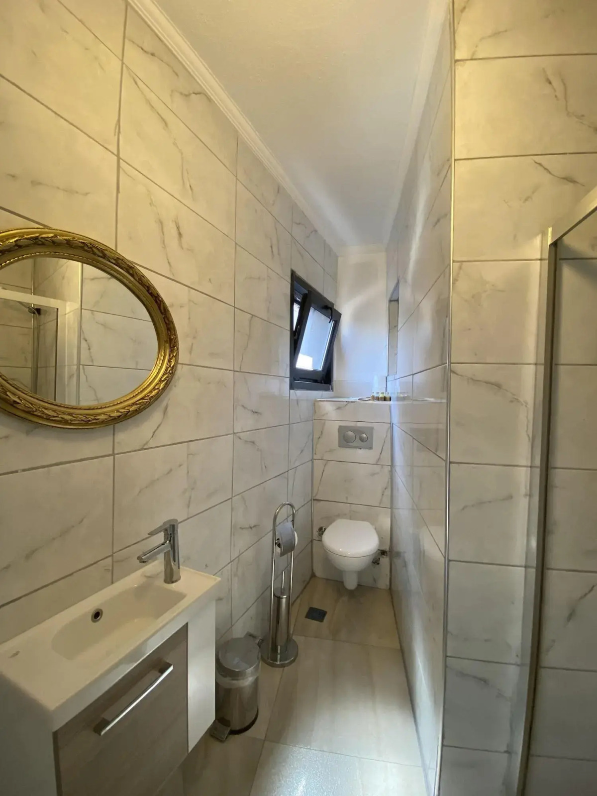 Отель HHK Hotel