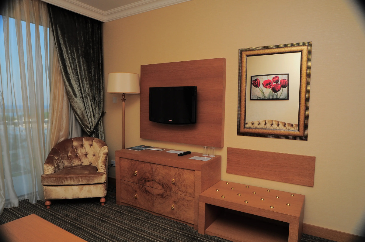 Отель Oscar Resort