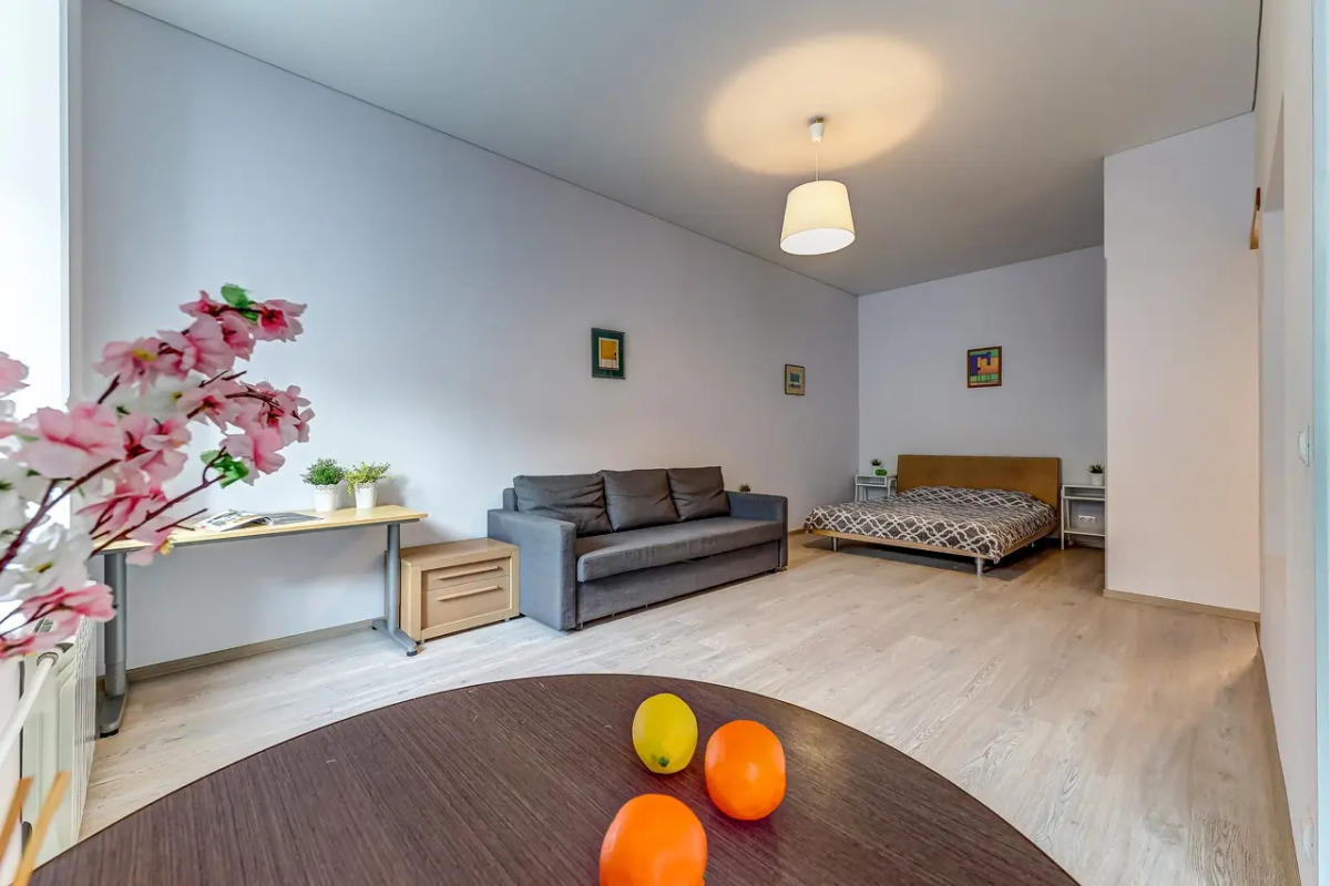 Квартира на Декабристов 6